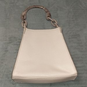 House of Want White Lizard Small Bucket Tote